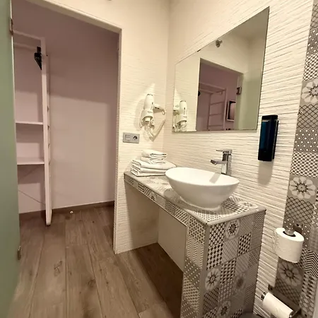 Hostal Letto Dal Mare Valencia Exterior photo